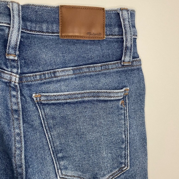 Madewell Button-Fly Petite Raw Hem High-Rise 10” Skinny Jeans - Picture 8 of 9